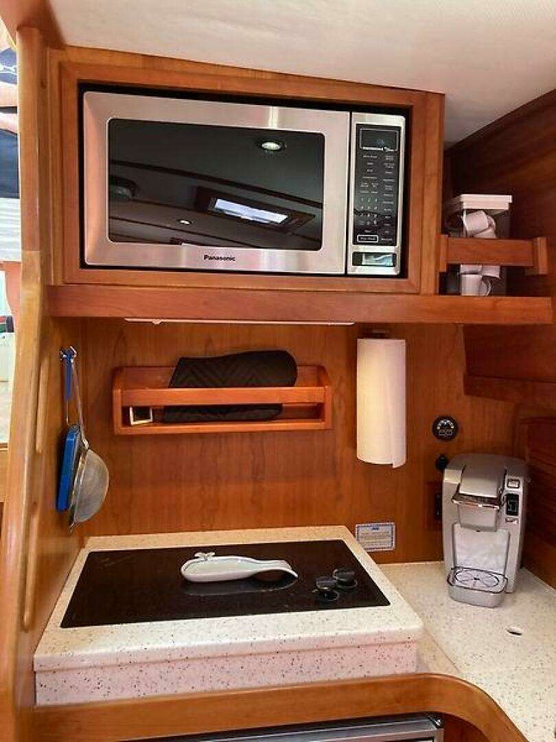 2004 Sabre 42 Express - Image 22