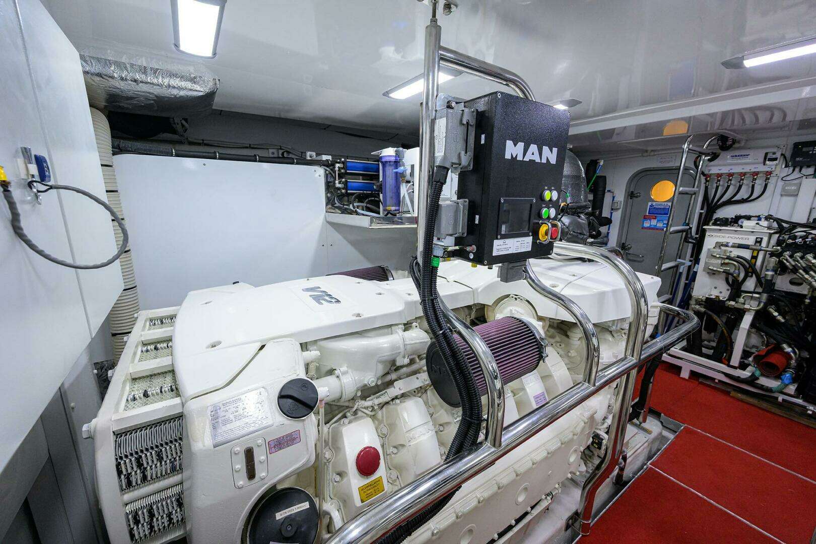 2021 Princess Y78 - Image 71