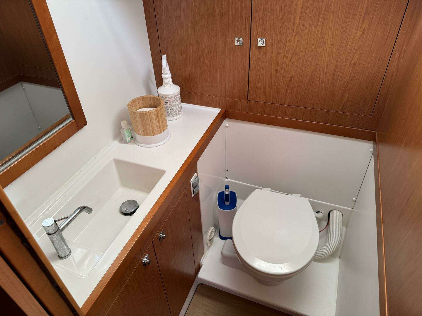 2014 Beneteau Sense 46 - Image 28