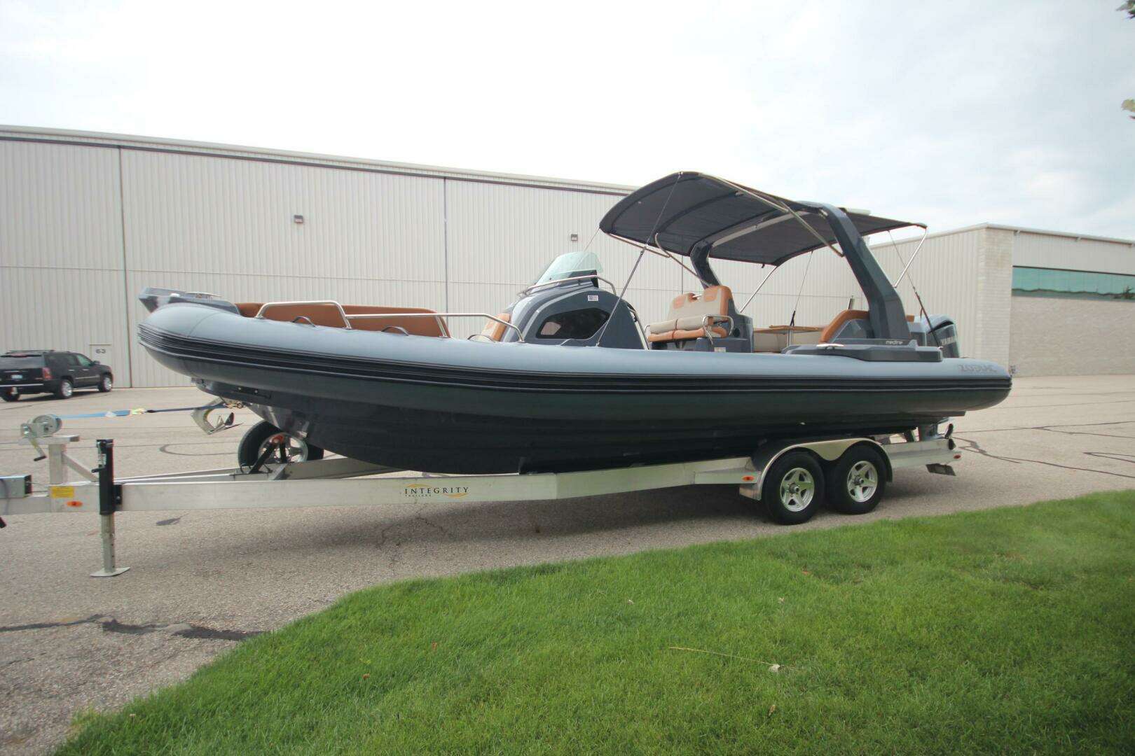 2024 Zodiac Medline 9 NEO - Image 5