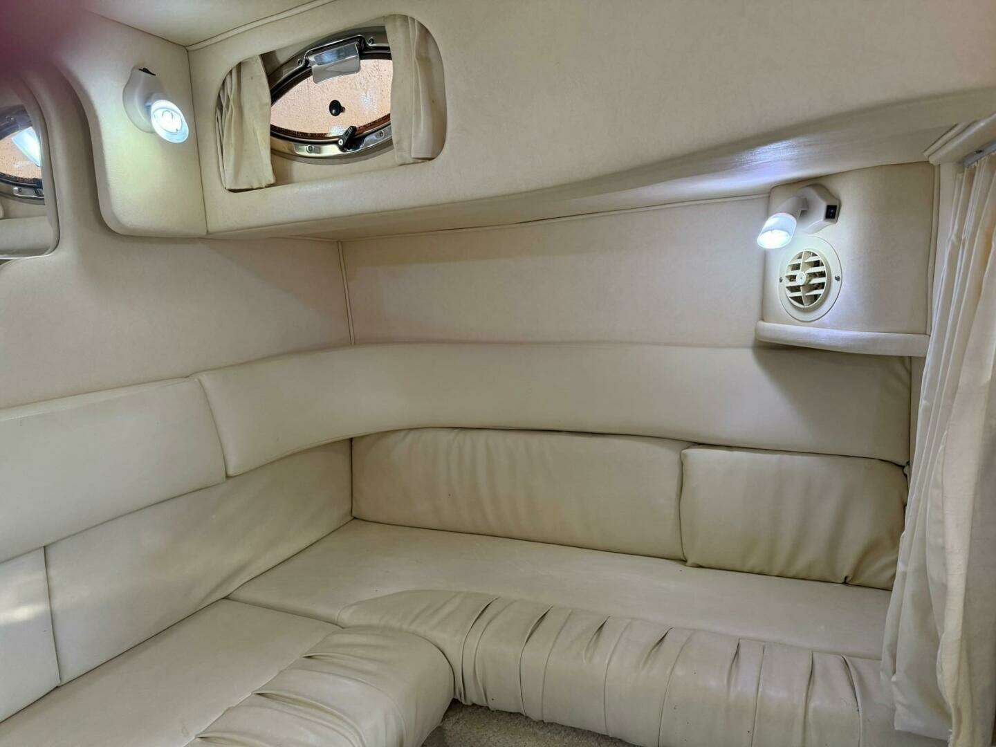 2002 Sea Ray 340 Sundancer - Image 27