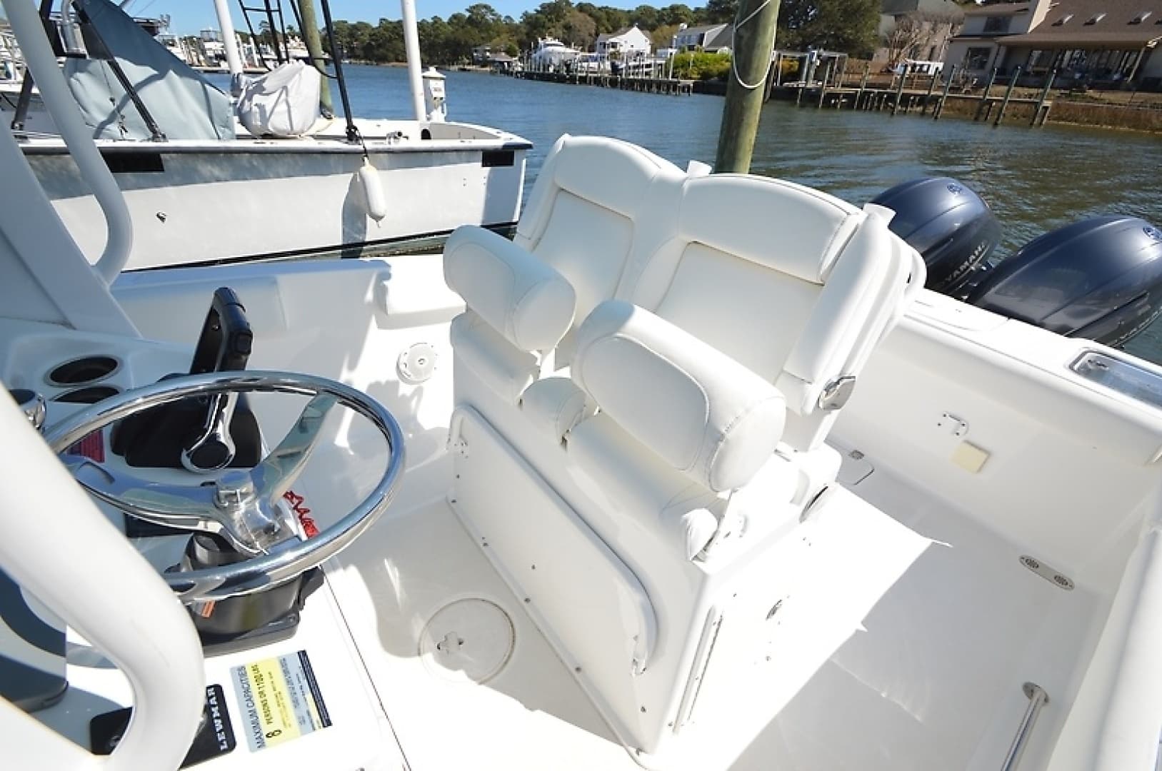 2017 Sea Hunt 25 Gamefish - Image 26