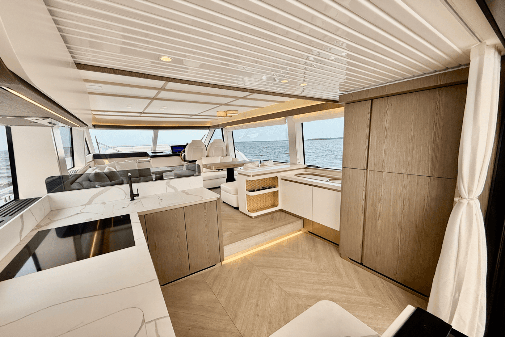 2026 Azimut Magellano 60 - Image 37