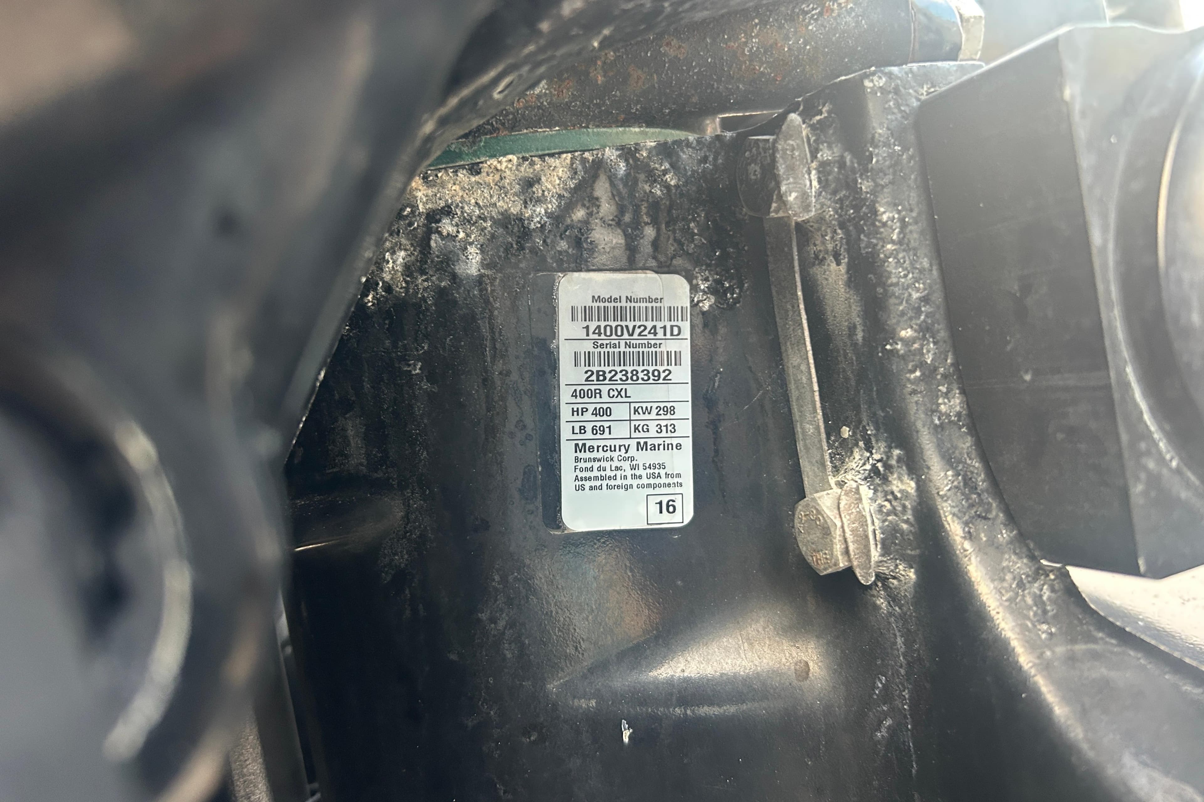Label on Mercury Marine engine, model 400R CXL, for 2007 Fountain 38 Sportfish Cruiser OB.