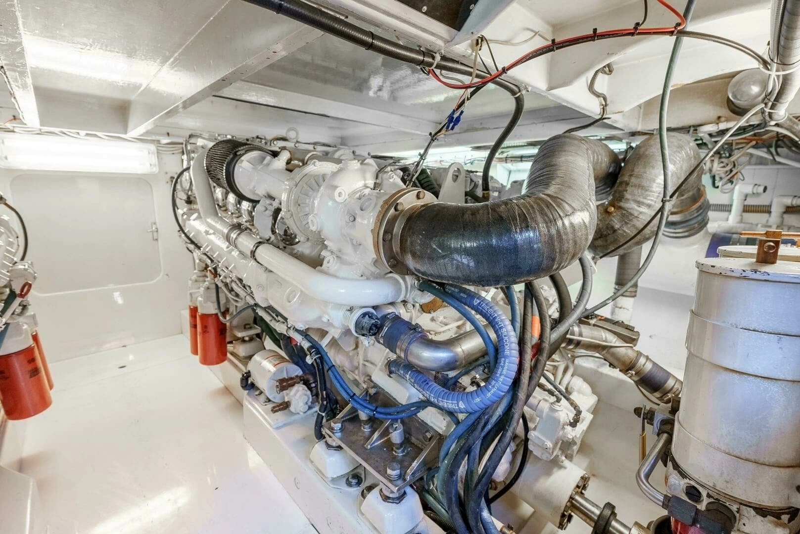 1981 Merritt 55 Convertible - Image 35
