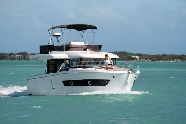 2027 Beneteau Swift Trawler 37 - Image 1