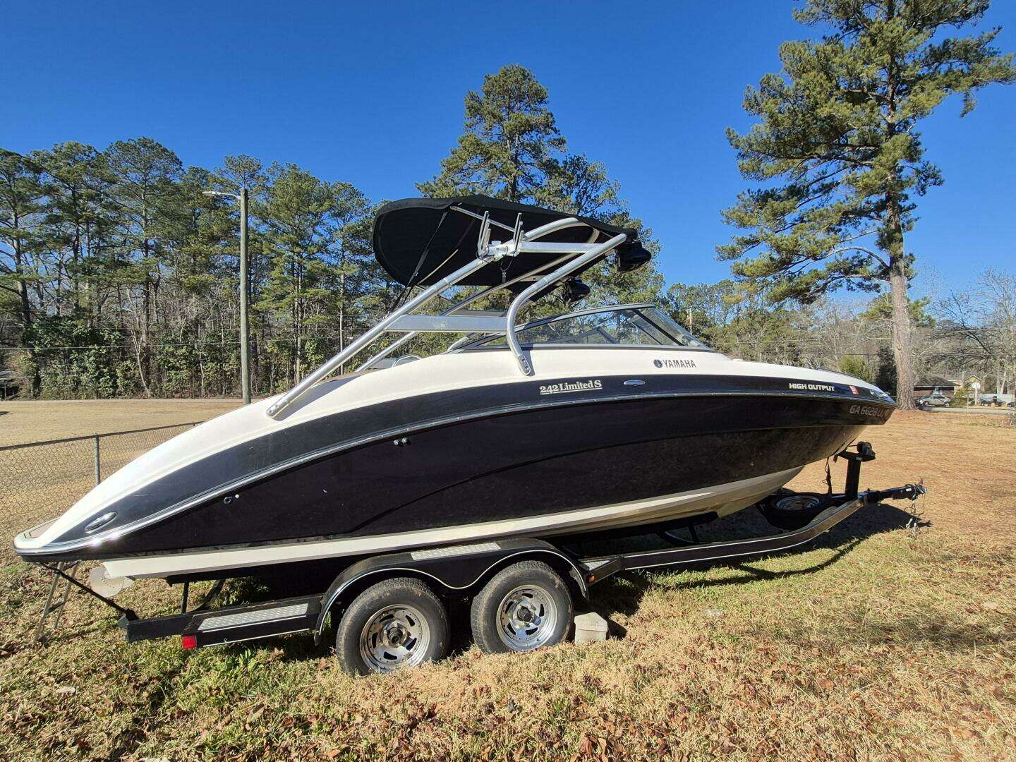 2011 Yamaha Boats 242 Limited S - Image 47