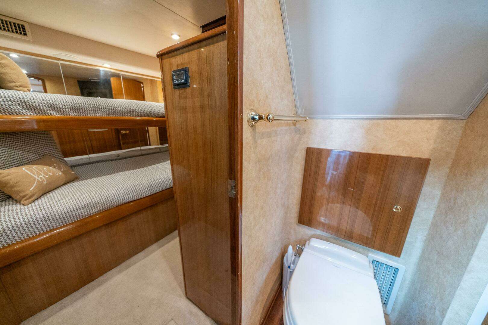 2006 Viking 68 Convertible - Image 41
