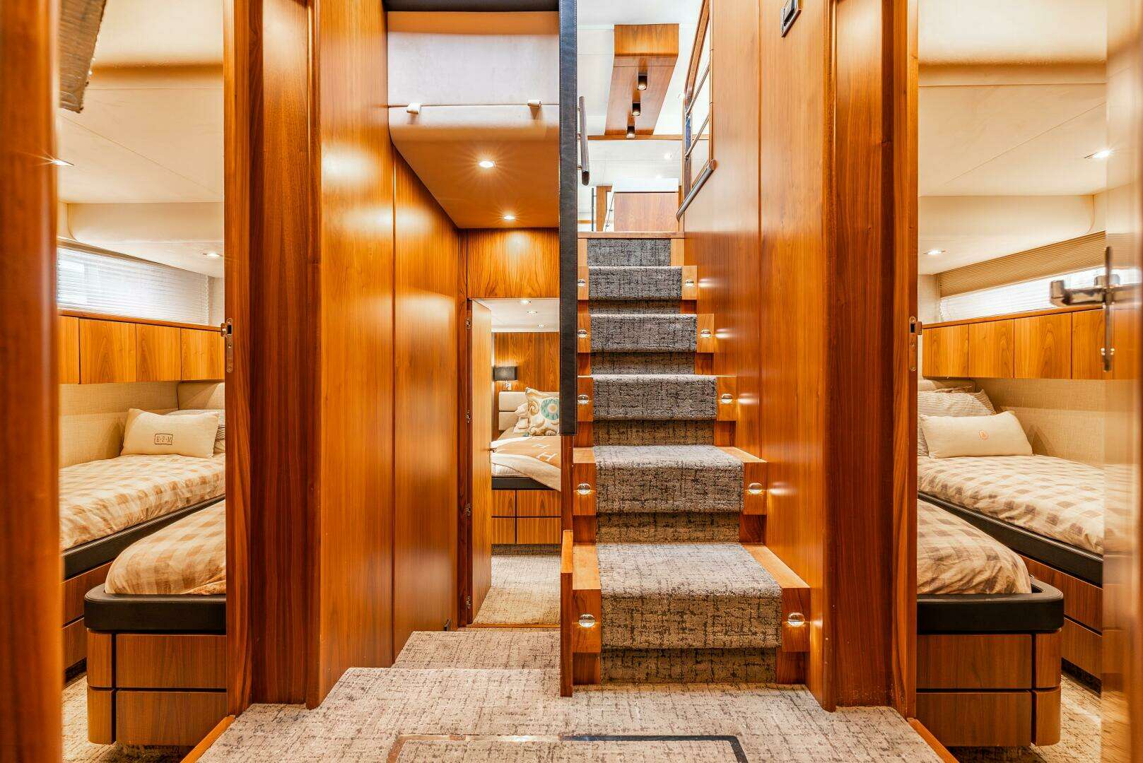 2013 Fairline — - Image 10