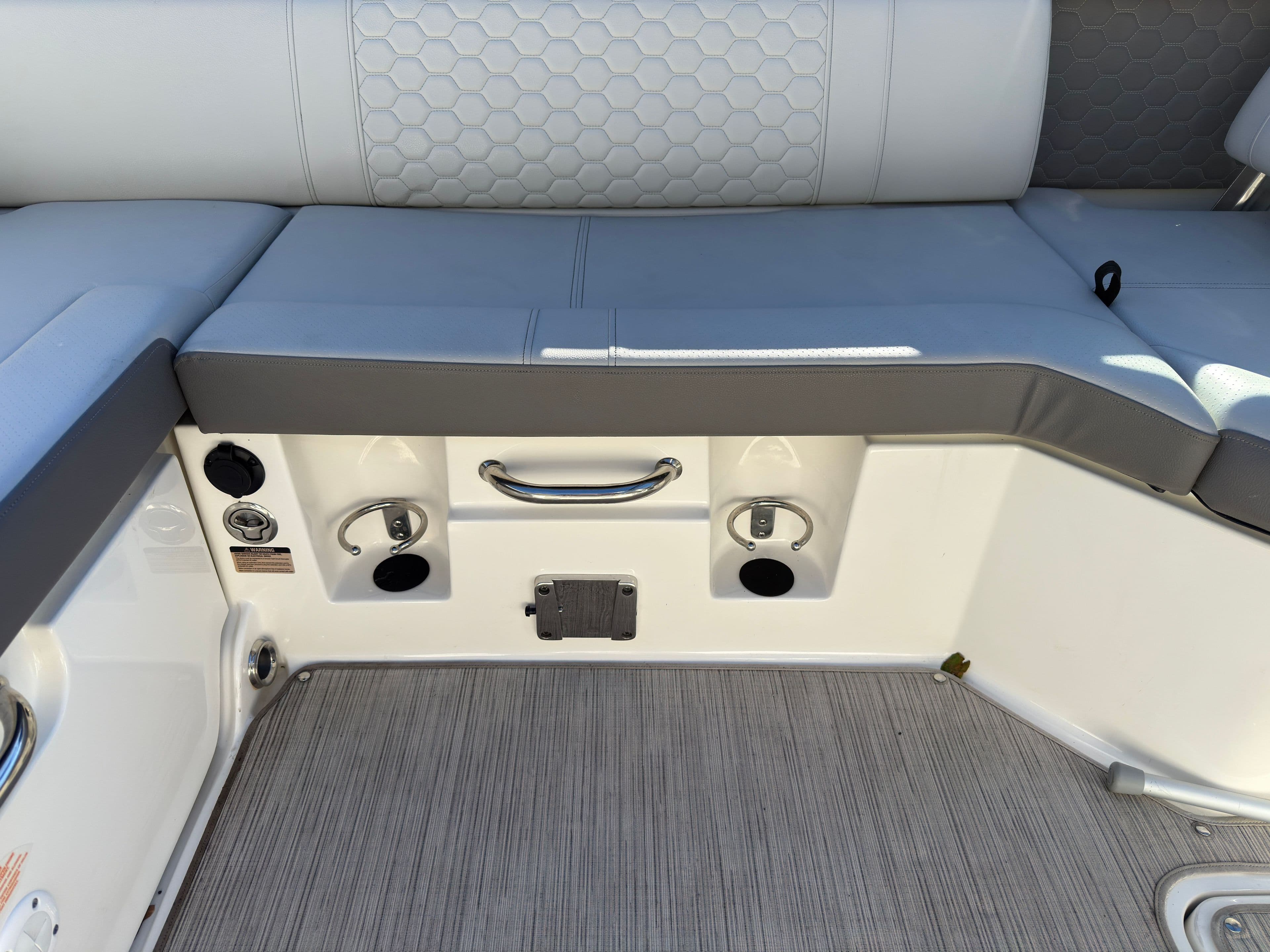 2022 Sea Ray SDX 250 - 20