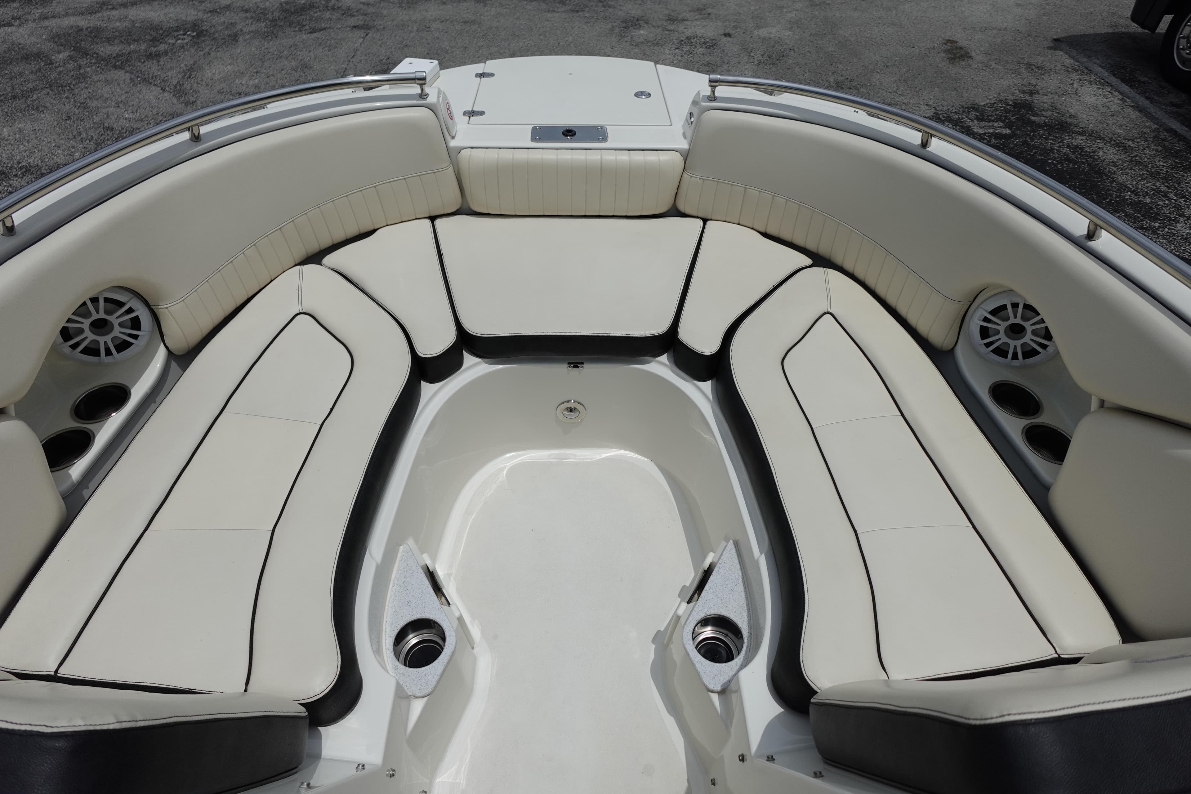 2022 Stingray 231 DC - 58