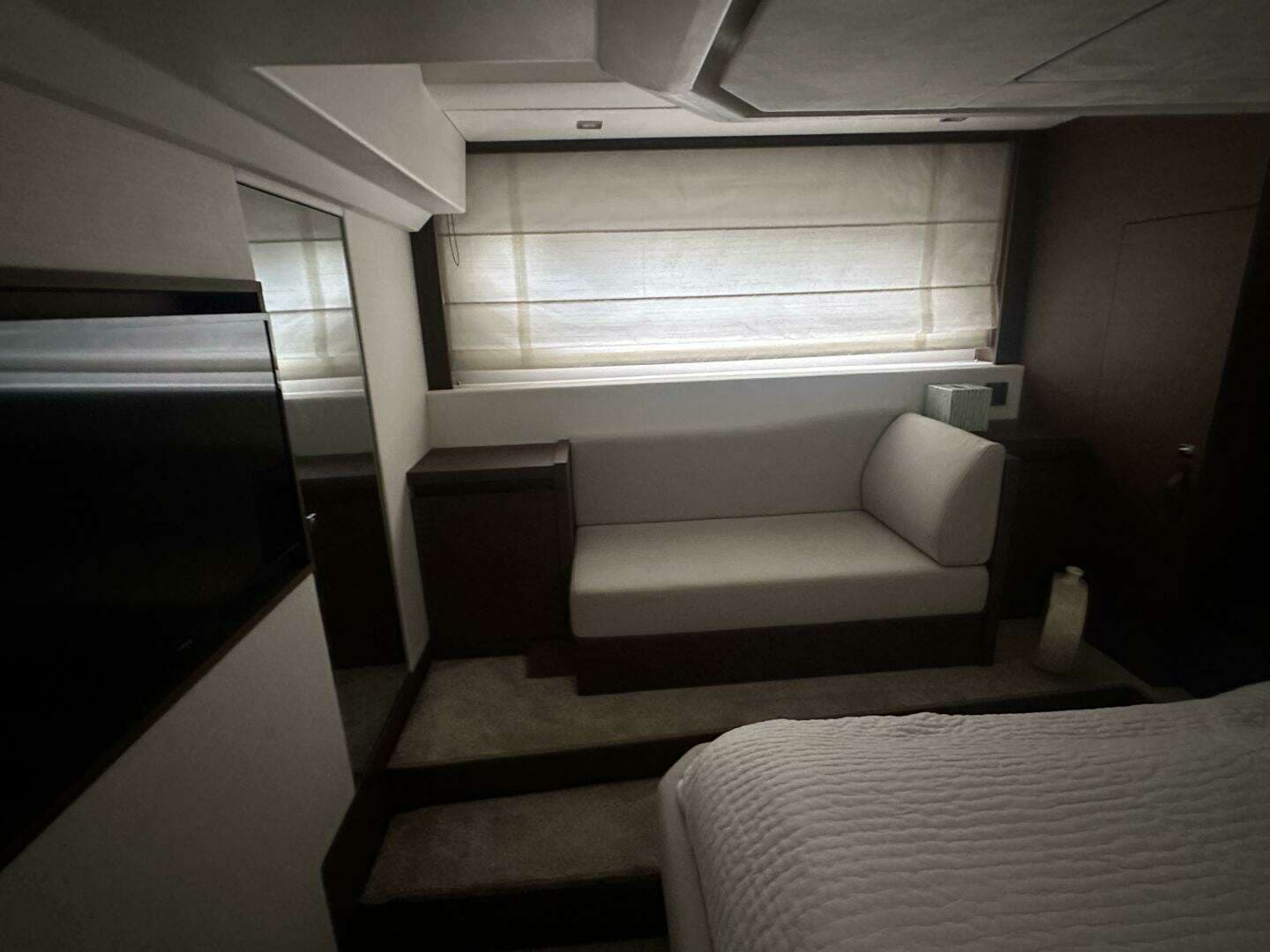 2020 Prestige 460S - Image 31