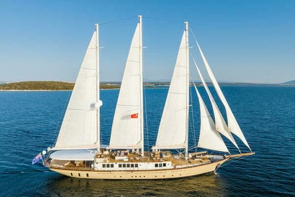 2007 Aegean Yacht — - Image 1
