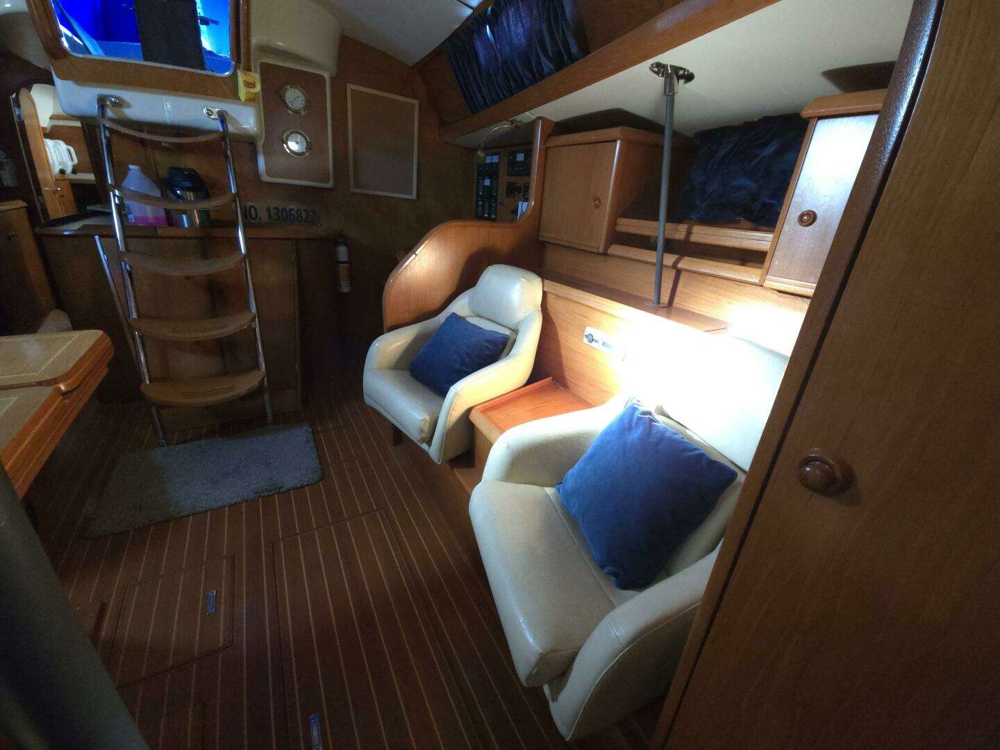 1998 Jeanneau Sun Odyssey 42 Atlantic Cruiser - Image 32