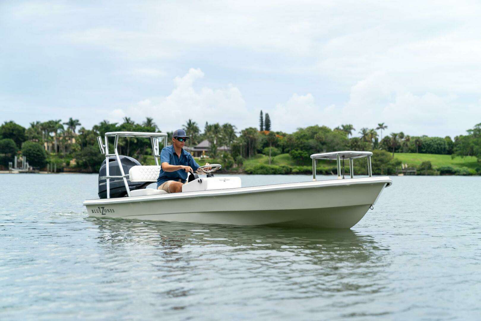 2025 BlueZones Boatworks 16' Flats - Image 7