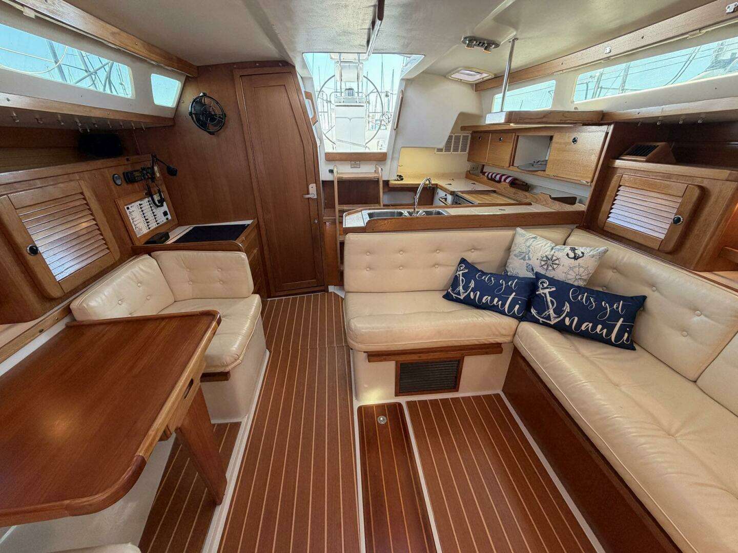 2001 Catalina 36 MkII - Image 33