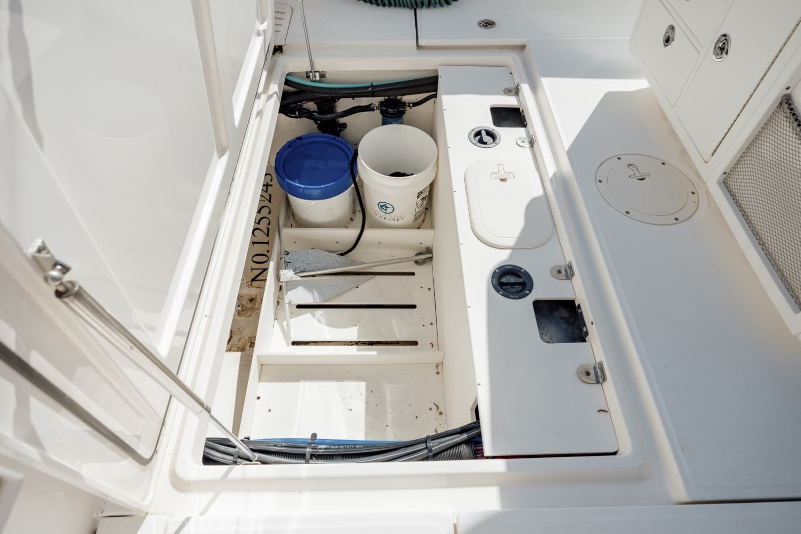 2013 Boston Whaler 320 Outrage - Image 62
