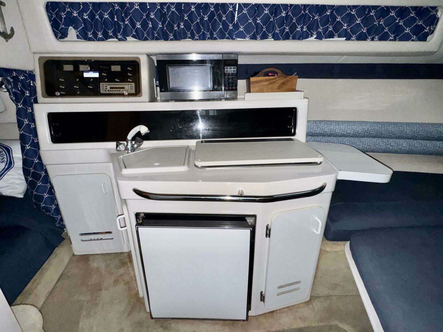 1994 Chaparral Signature 27 Cabin Cruiser - Image 49