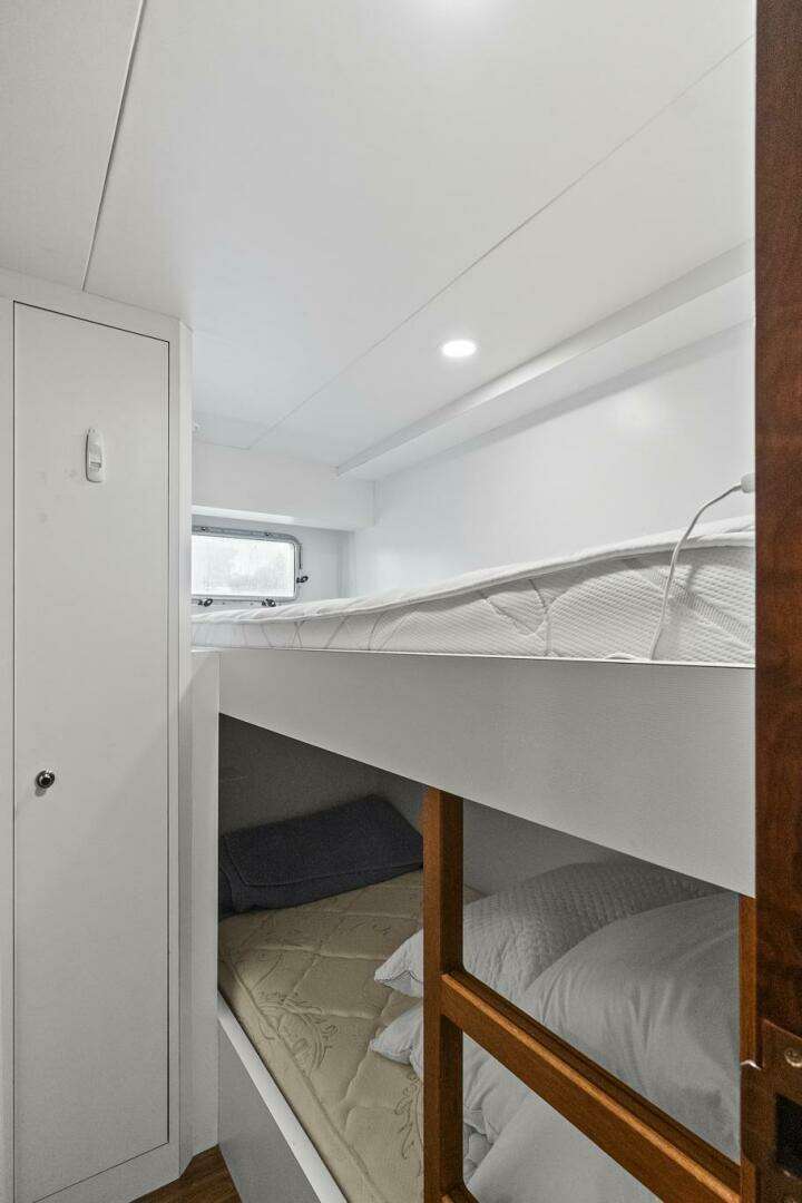 2016 Ocean Alexander 85 E - Image 133