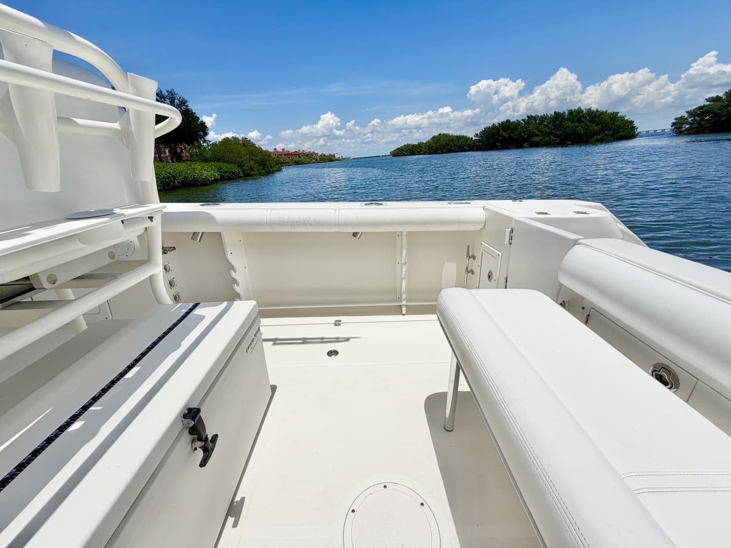 2007 Edgewater 268 CC - Image 13