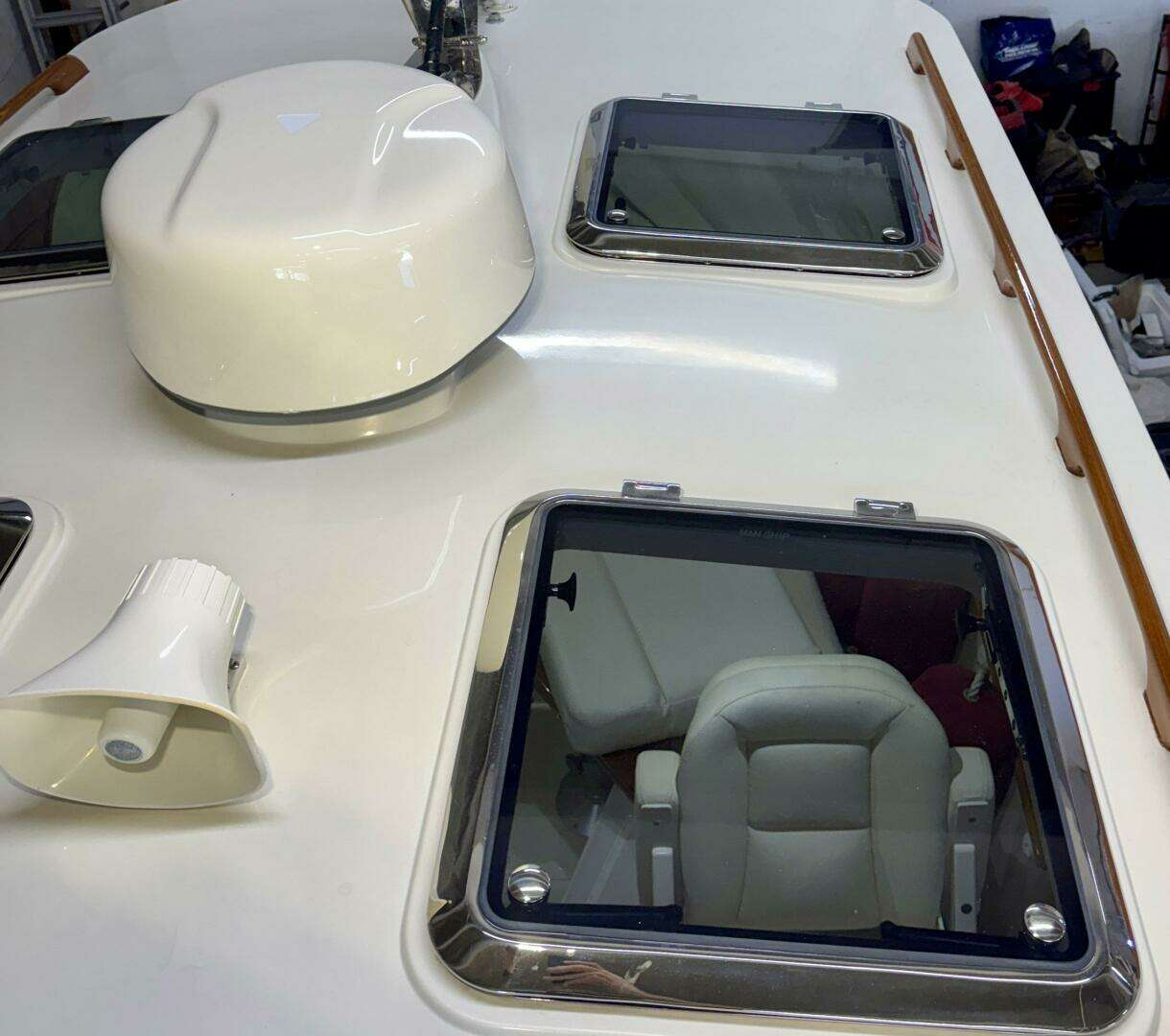 2003 Hinckley Picnic Boat EP - Image 19