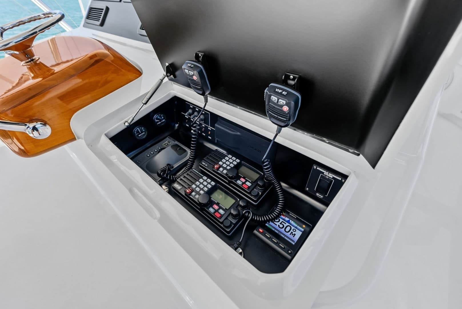 2017 Weaver Custom Sportfish - Image 30