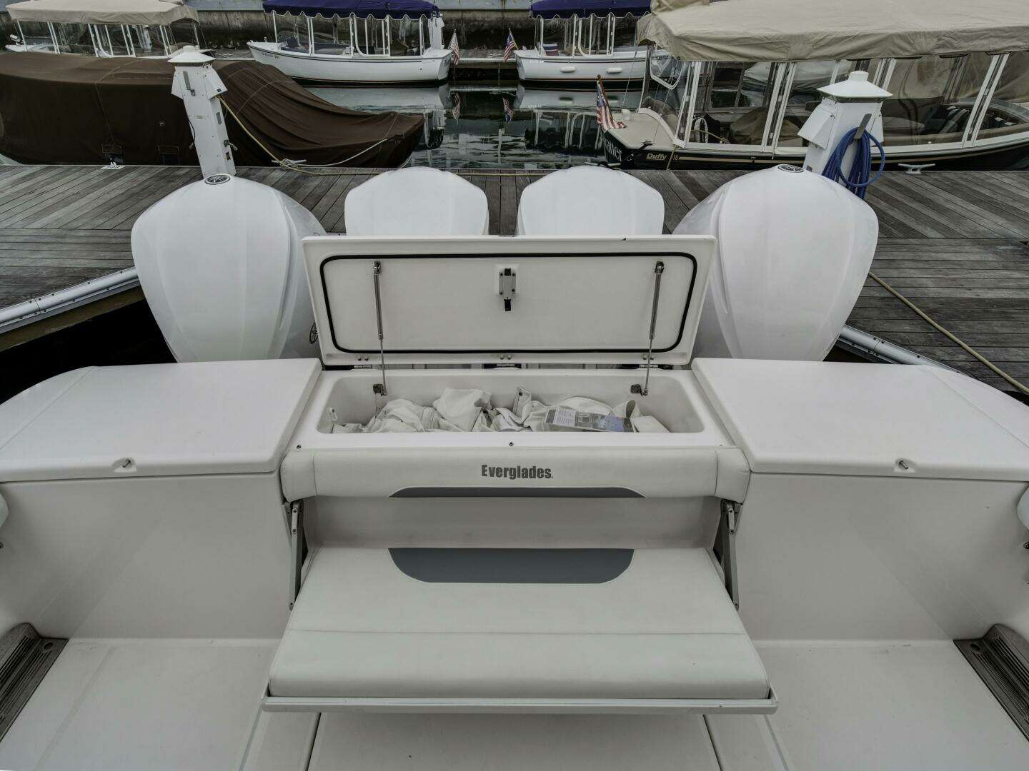 2015 Everglades 435 Center Console - Image 5