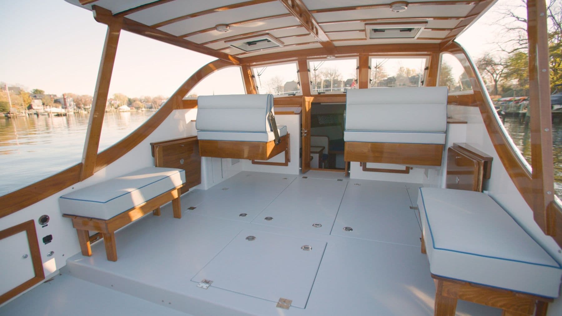 2022 Ellis 36 Express Cruiser - 15