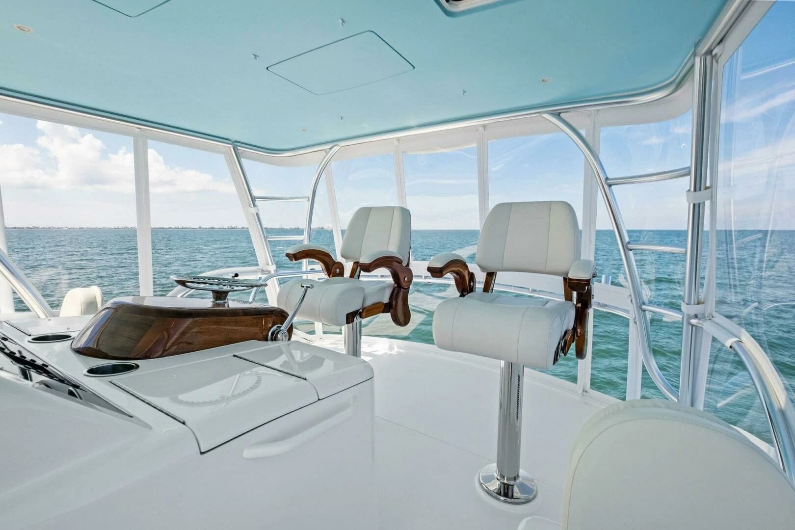 2025 Viking 58 Convertible - Image 33
