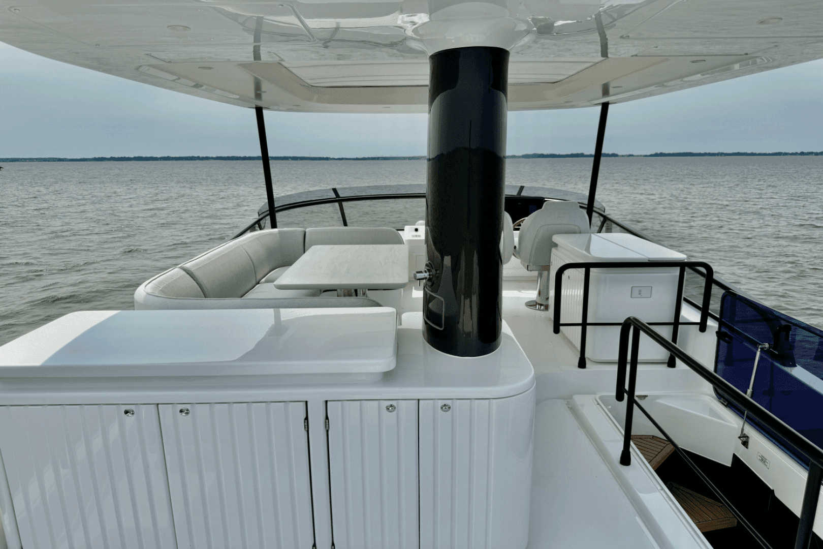2026 Azimut Magellano 60 - Image 76