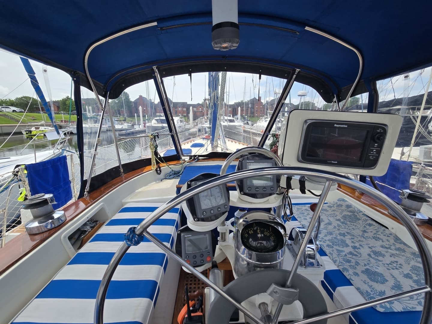 1985 Endeavour 42 CC - Image 31