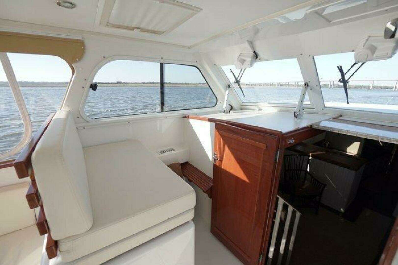 2003 Huckins — - Image 17