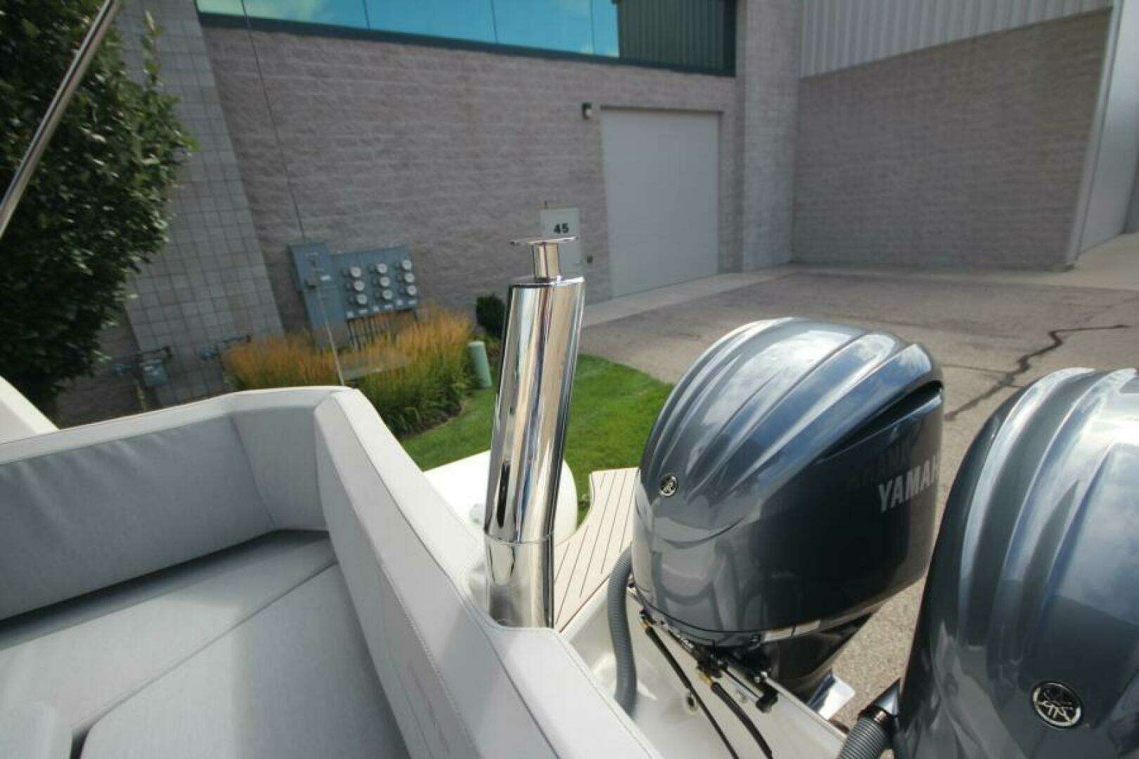 2024 Zodiac Medline 9 NEO - Image 20