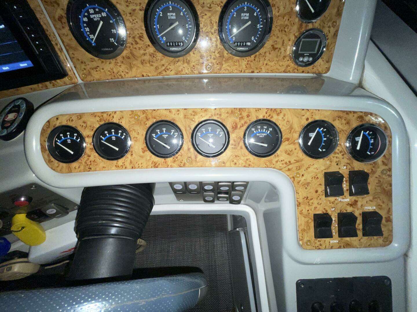 2006 Formula 280 SS - Image 31