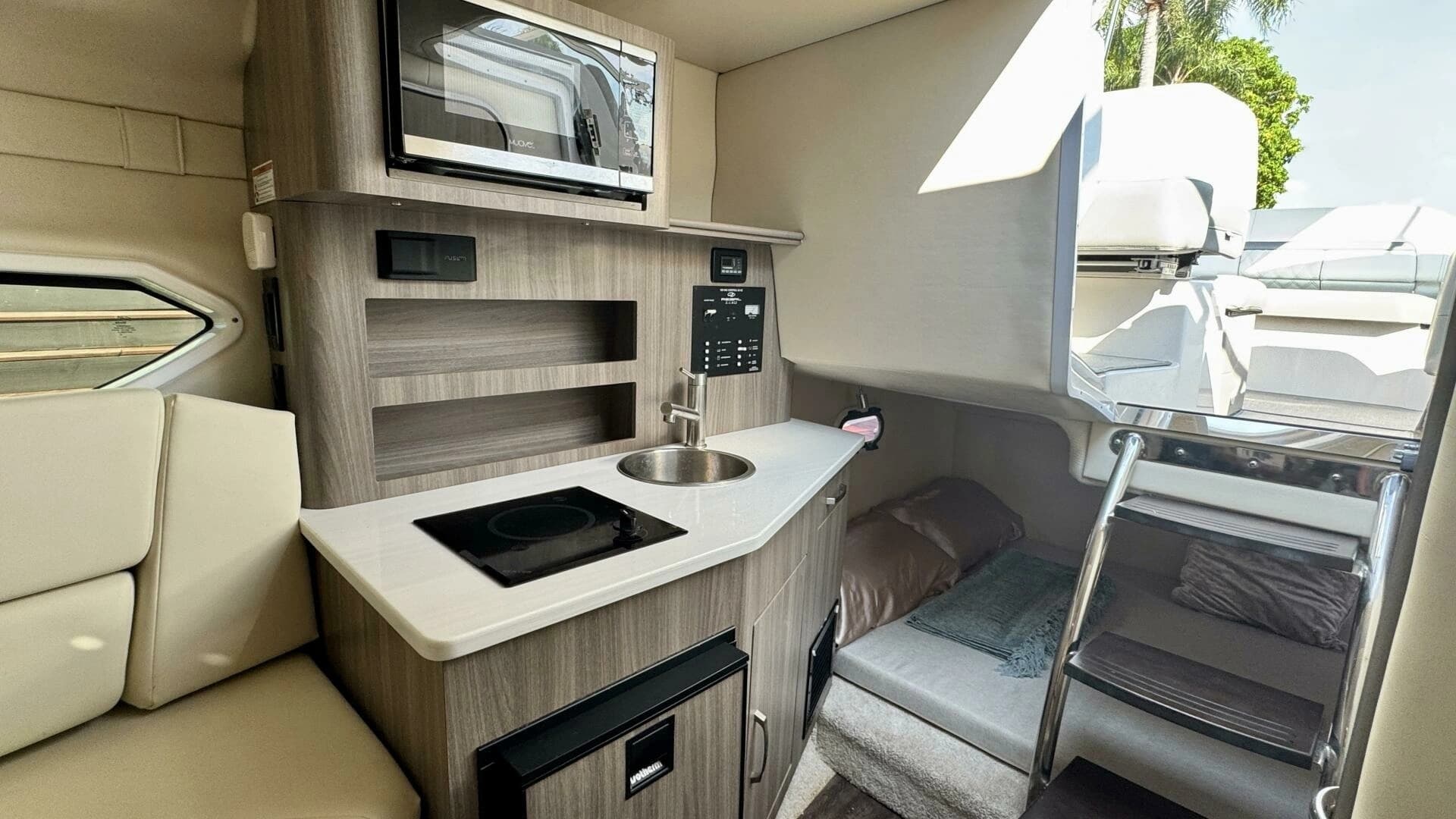 2022 Regal 26 XO - Image 32