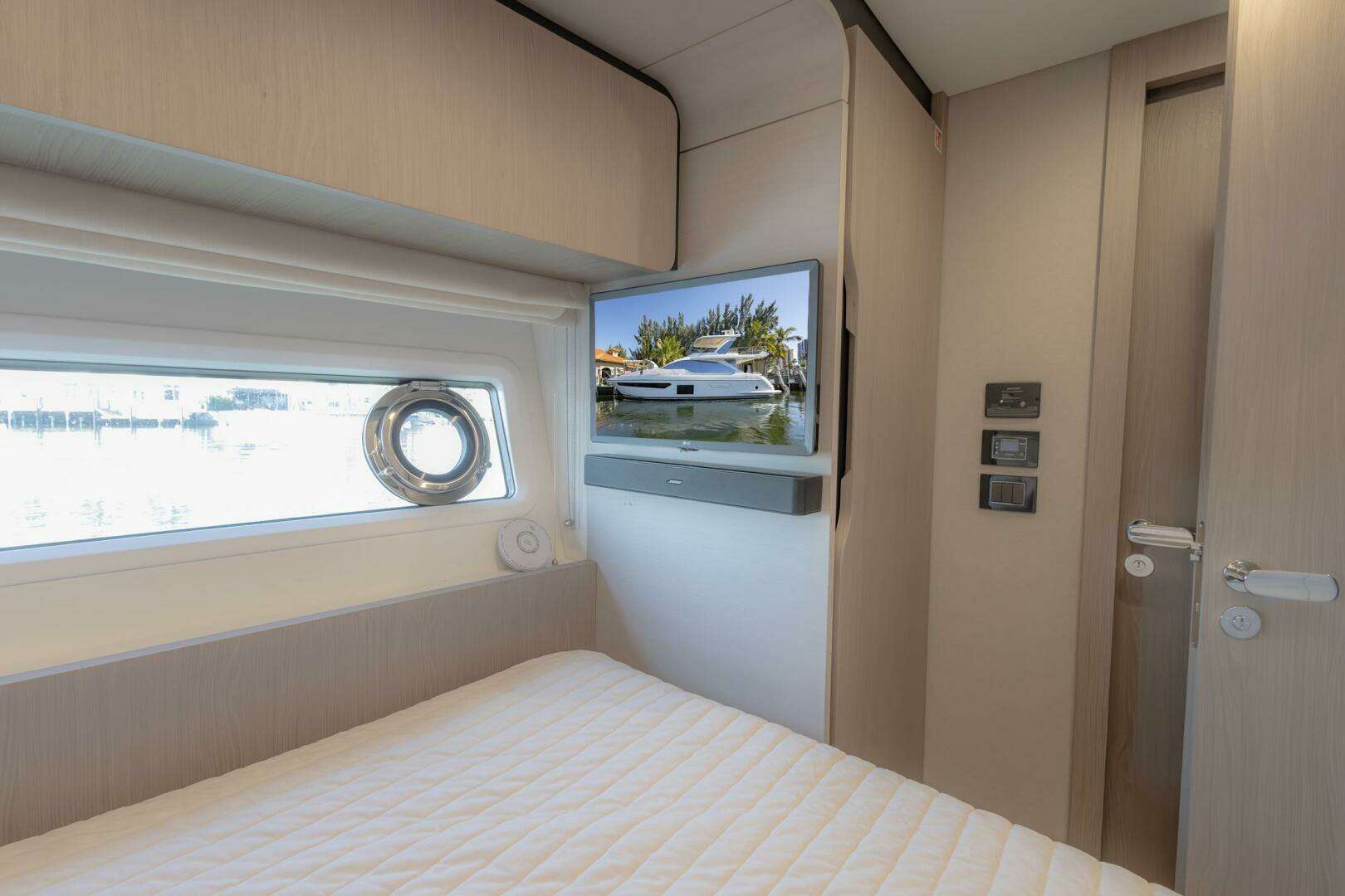 2021 Azimut Fly - Image 45
