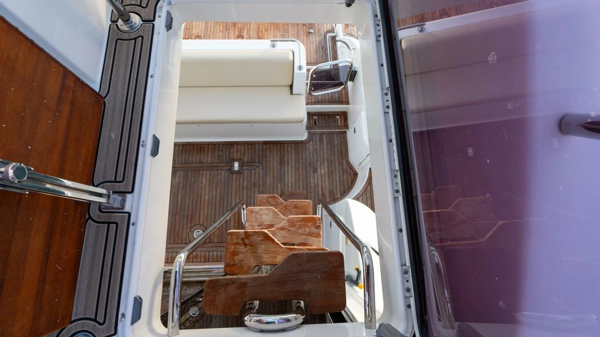 2013 Azimut 40 Flybridge - Image 66