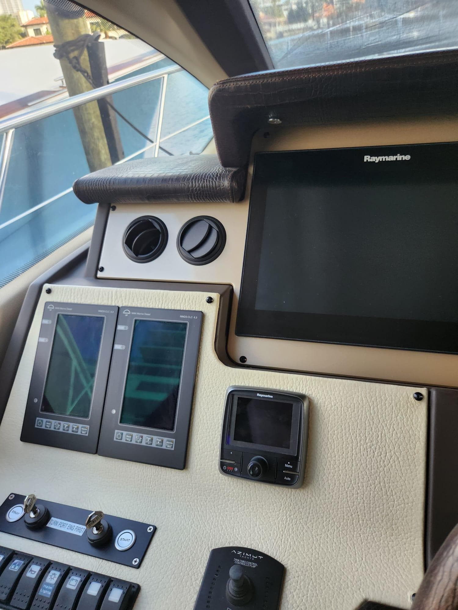 2014 Azimut Flybridge - 57