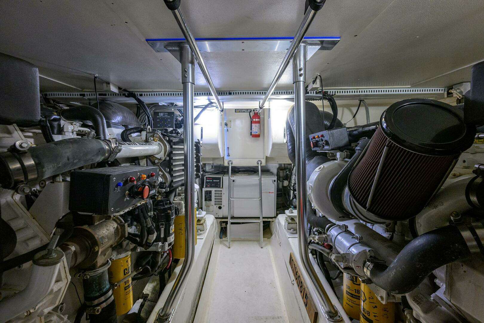 2004 Ocean Yachts 50 Super Sport - Image 26