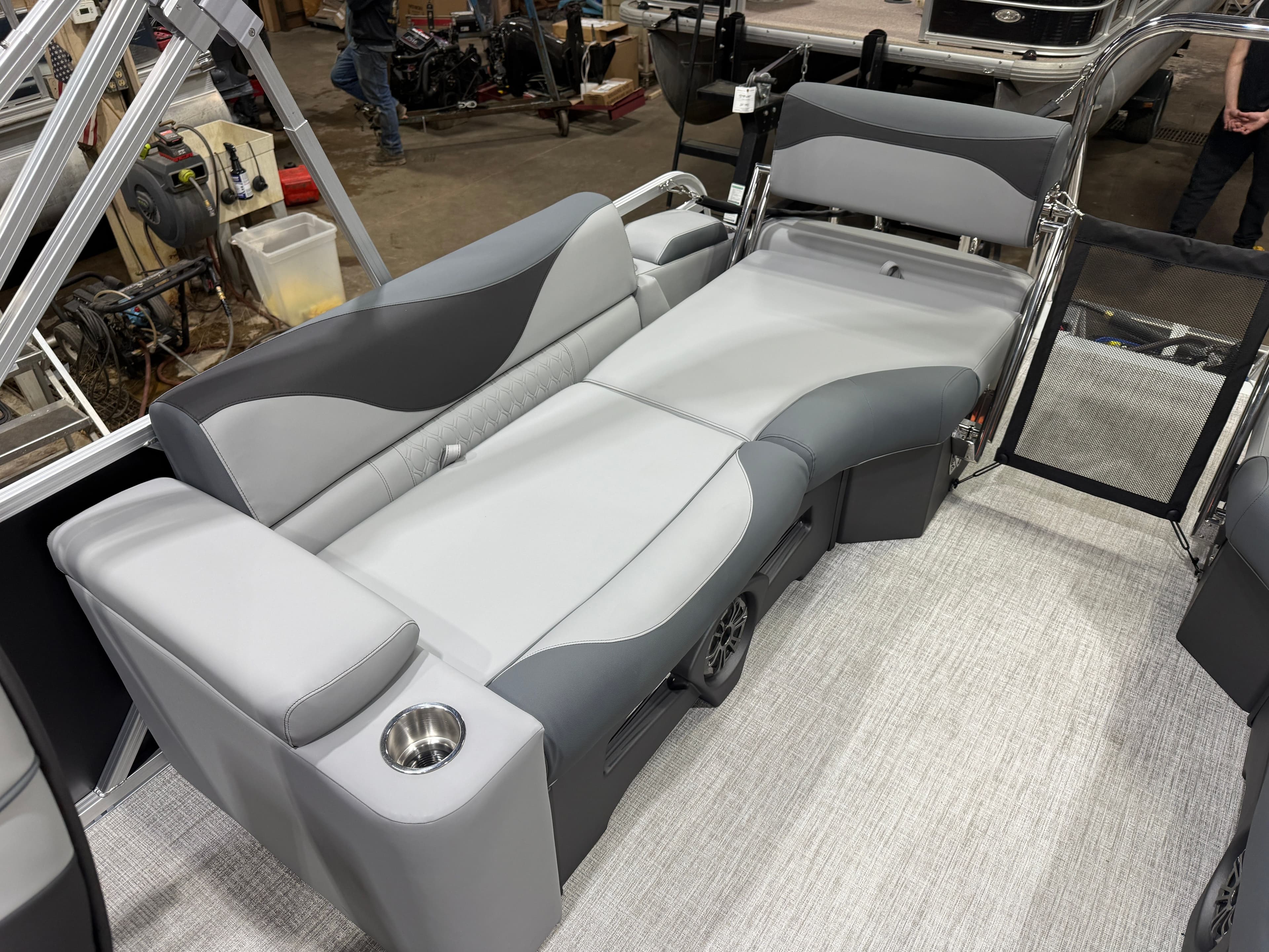 2026 Tahoe LTZ 300HP QLS 2385 Quad Lounge Shift Tritoon - 20