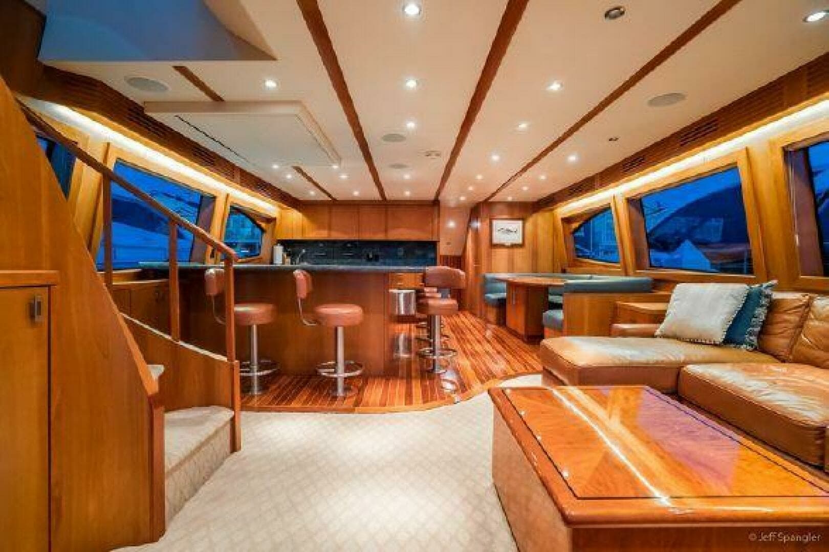 2008 Hatteras 77 Enclosed Bridge - Image 3