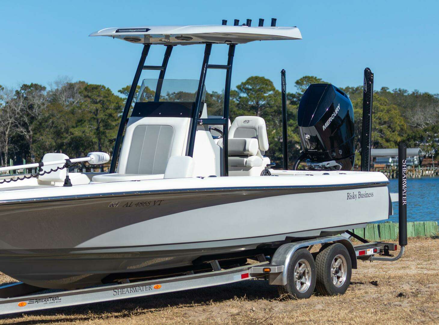 2023 ShearWater 260 SS Carolina - Image 3