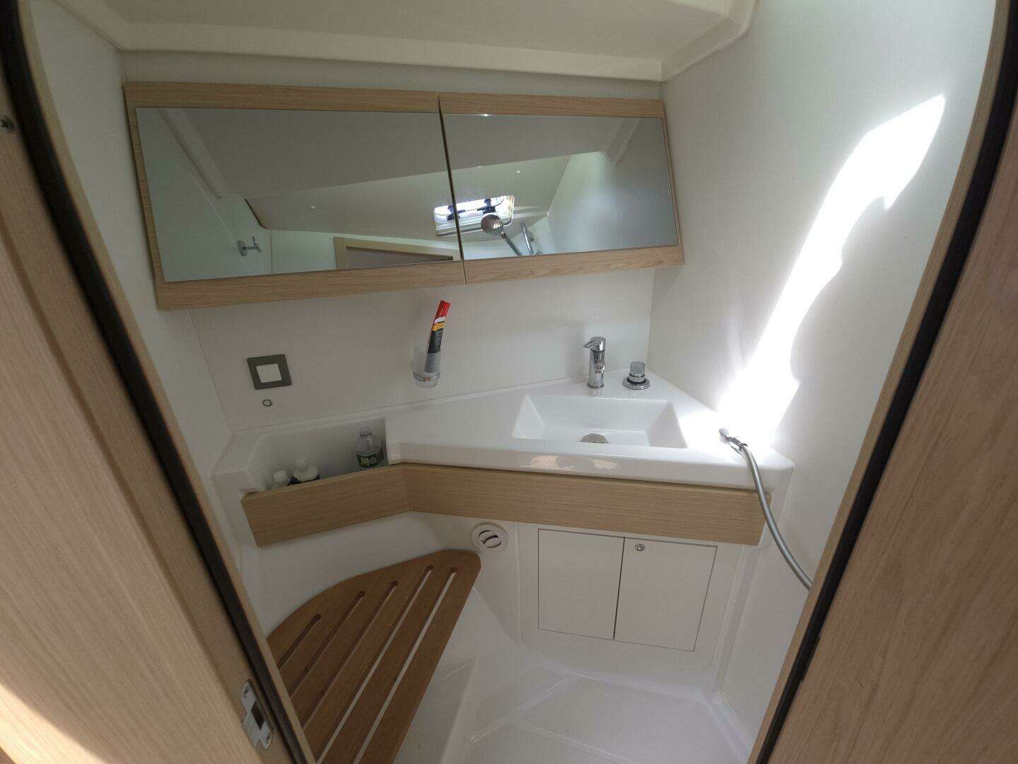 2019 Beneteau Oceanis 46.1 - Image 51