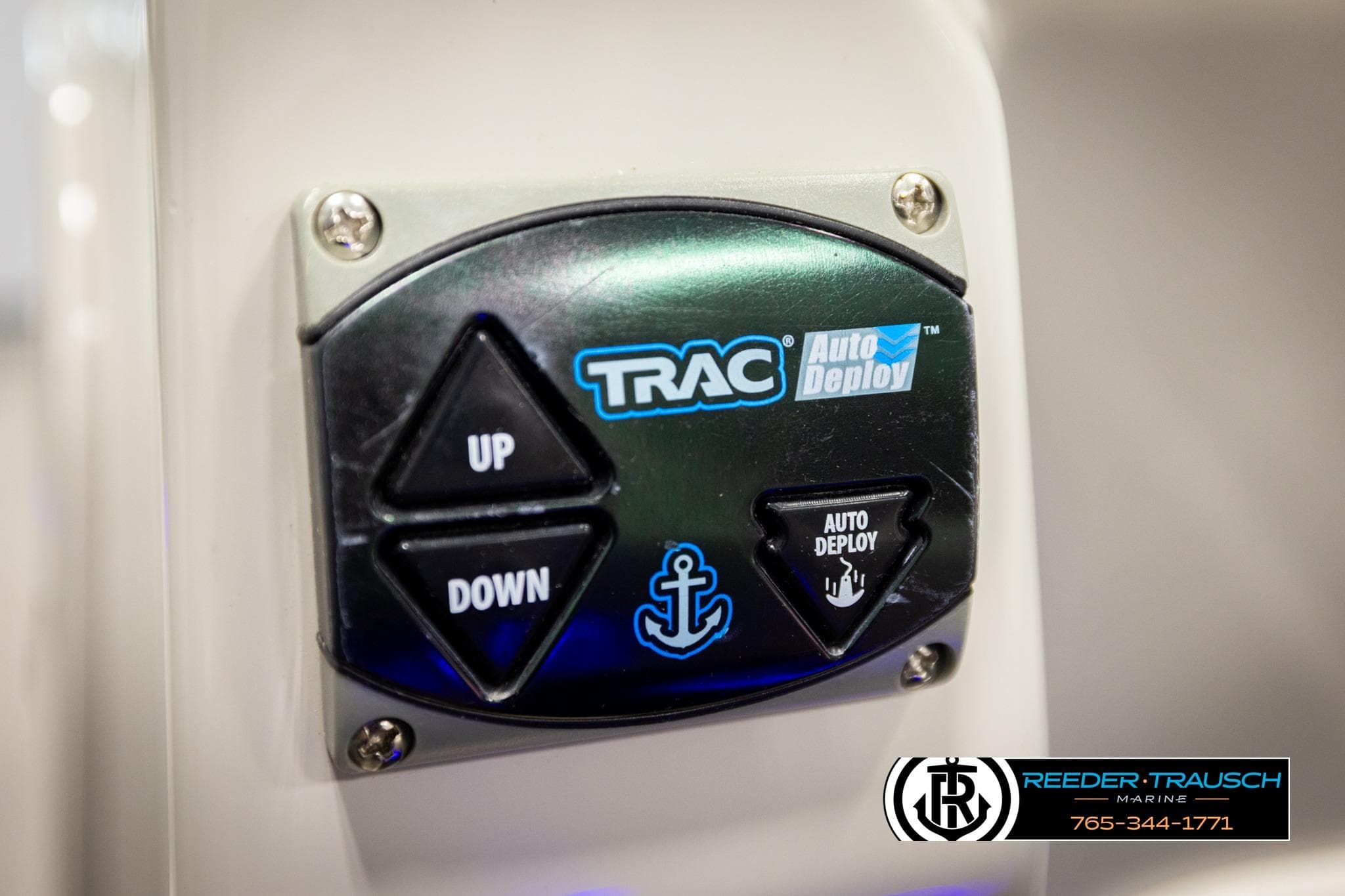 Control panel for TRAC Auto Deploy system on 2023 SunChaser 23 Eclipse SSB boat.