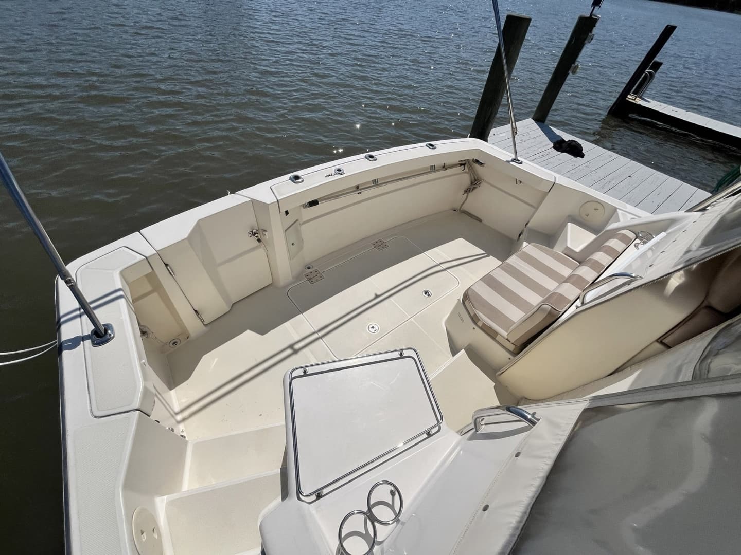 2007 Sabre 34 Express - Image 17