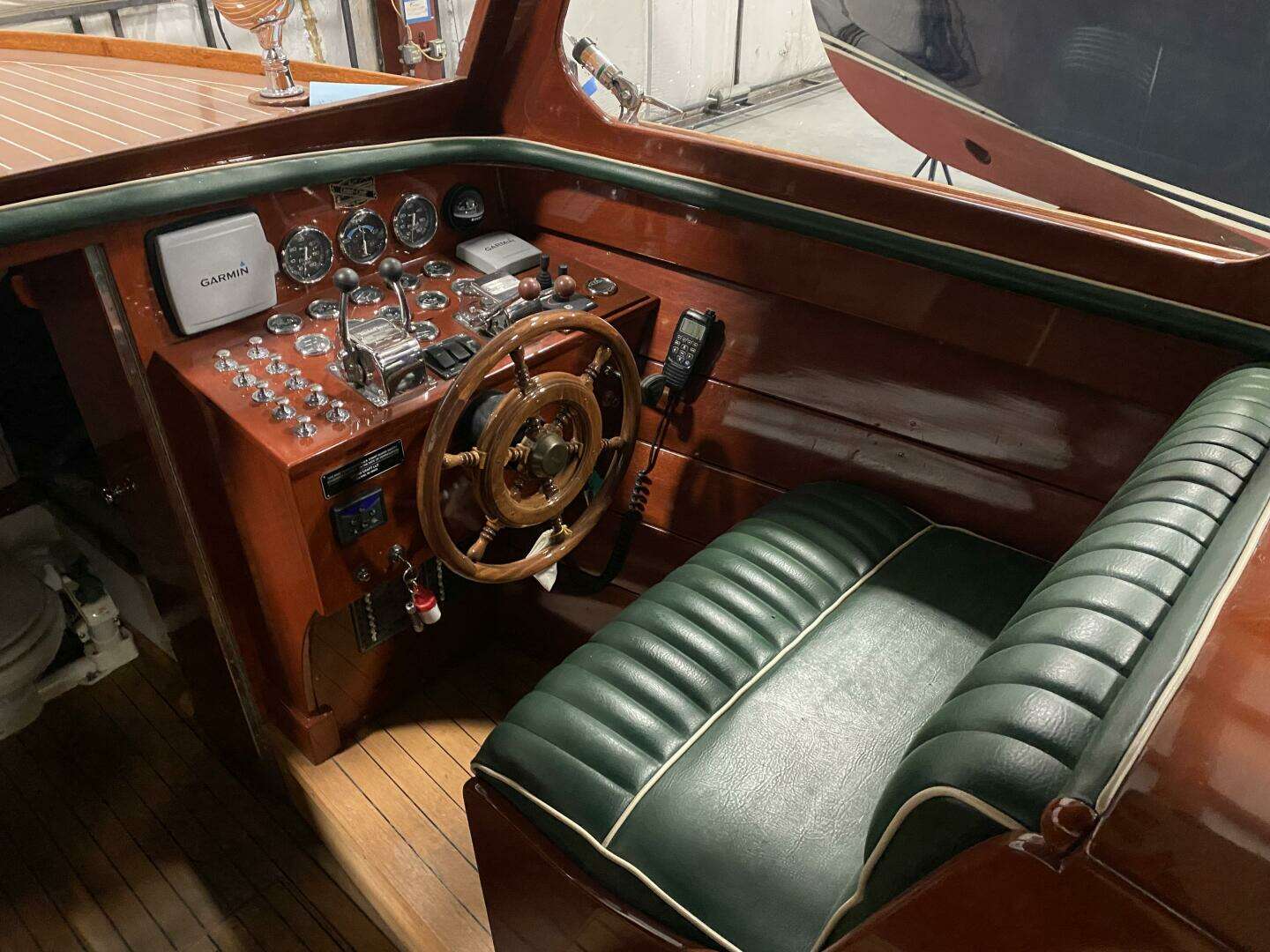 2010 Grand Craft 30 RS Anniversary Edition - Image 23