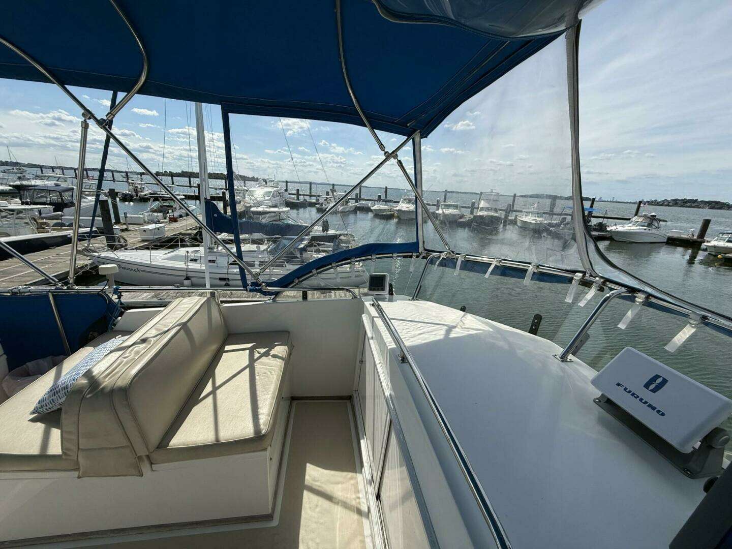 1999 Grand Banks 42 Classic - Image 28