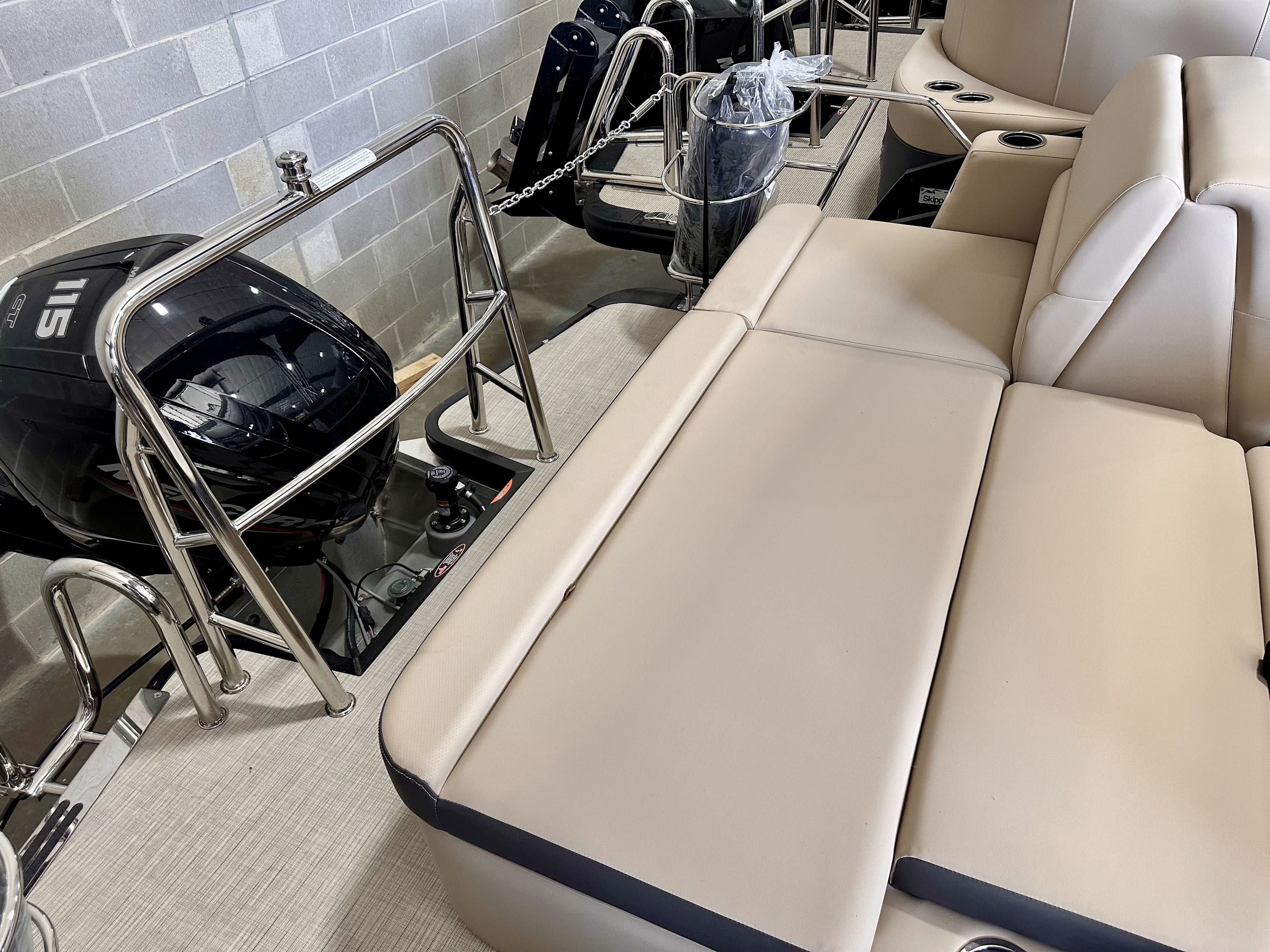 2025 Harris Cruiser 230 - 22