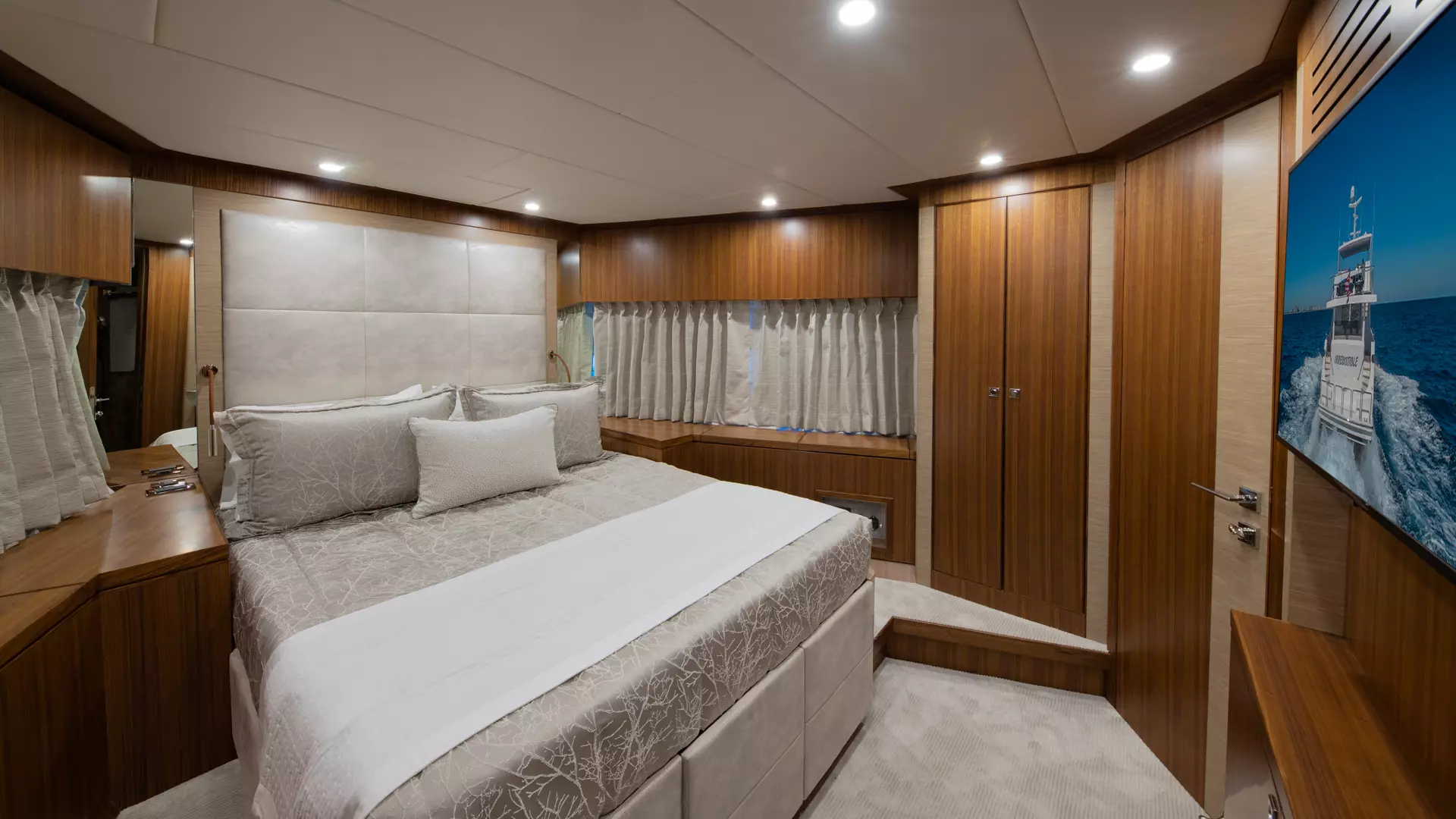 2026 Hargrave Raised Pilothouse - Image 63