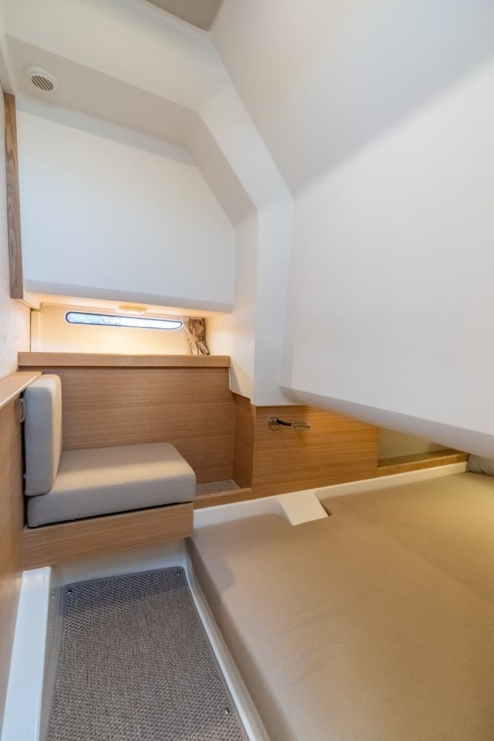 2025 Nimbus Tender 11 - Image 13